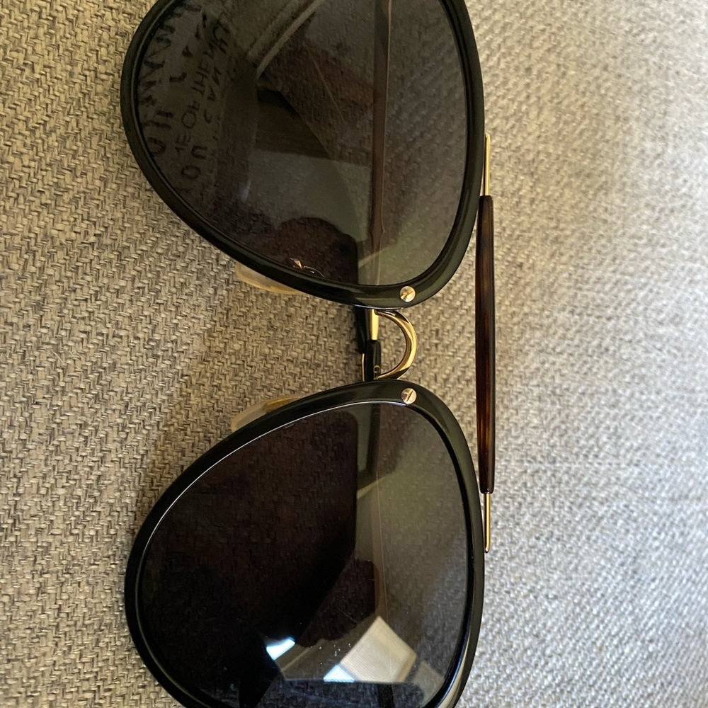 Gucci shades
